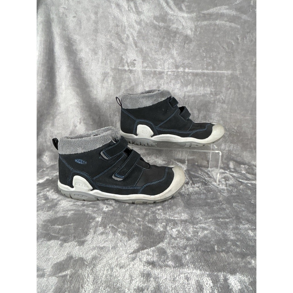 Keen Knotch Chukka Boots Big Kids Size 7 Black‎ Suede Hook & Loop Closure
